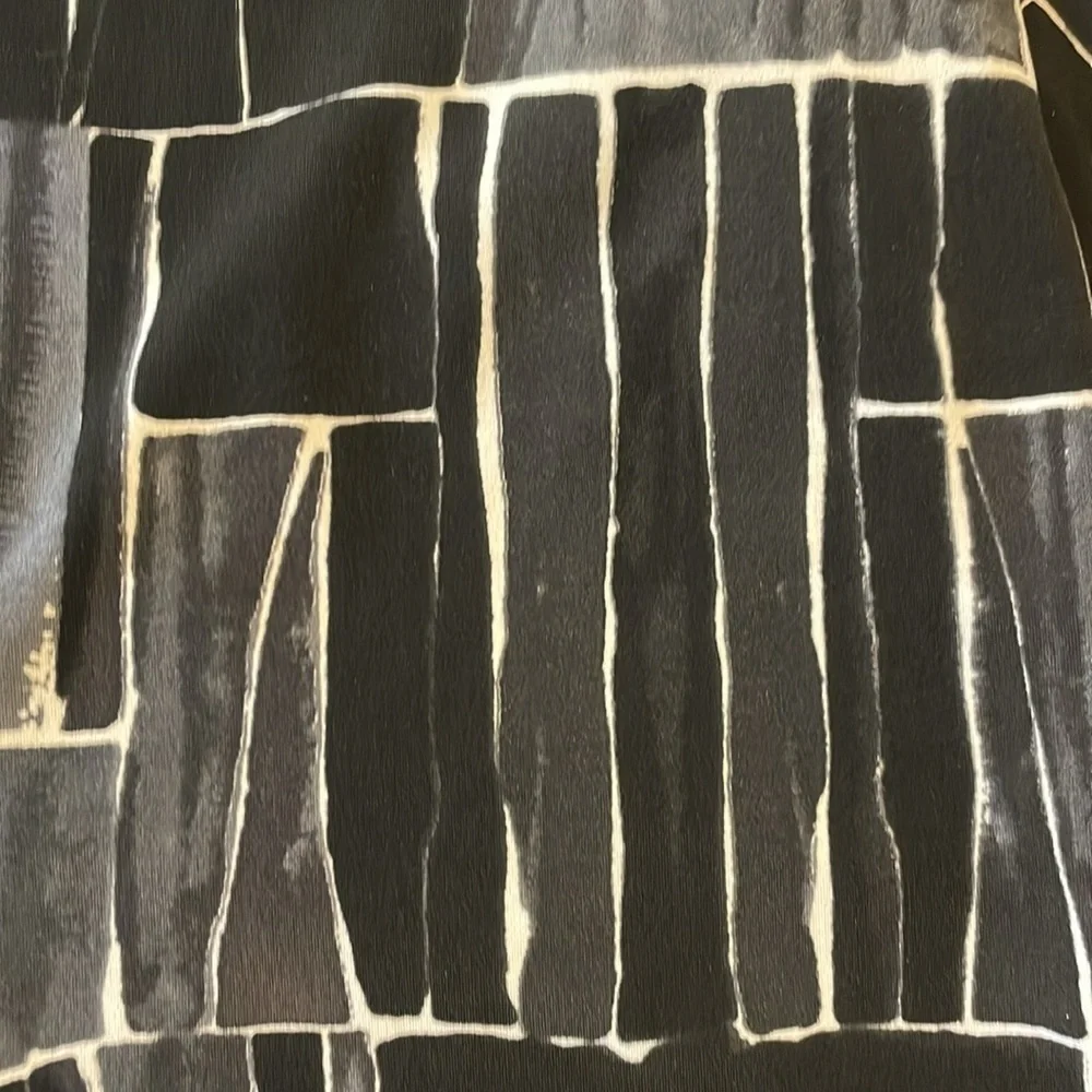 Papillon Blanc Large  dress black and gray pattern 3/4 sleeve dress